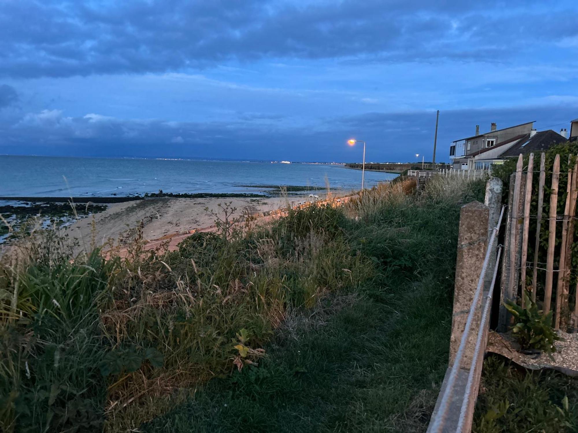 Entre Ciel Et Mer Luc-sur-Mer Esterno foto